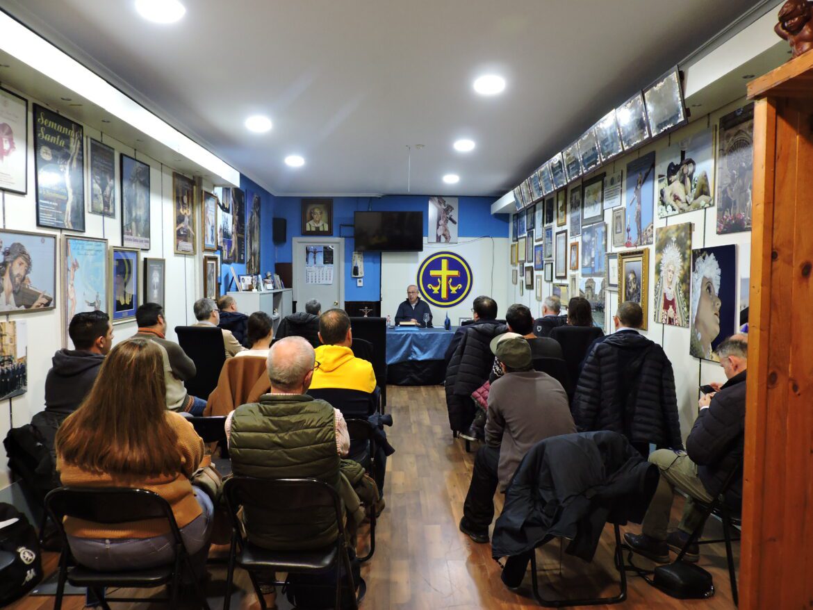 JAVIER FRESNO CAMPOS: "EL EJE DE LAS COFRADÍAS ES HACER COMUNIDAD"