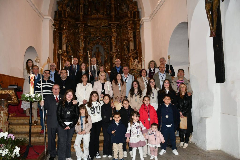 La Cofradía de Jesús Nazareno y Patrocinio de San José de Sahagún da la bienvenida a 29 nuevos hermanos